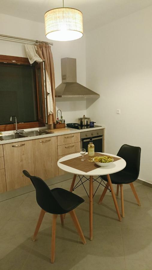 Studios Thiseas Naxos City Exterior photo